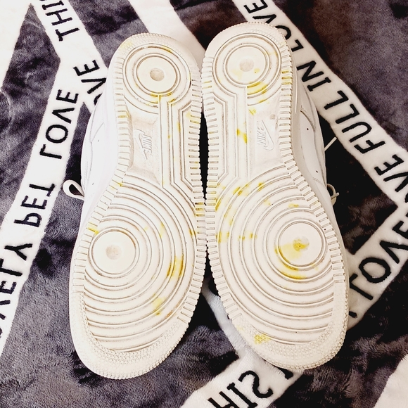 Nike Air Force 1 '07 LV8 Streetwear/Lifestyle Shoes Size 11 - Picture 5 of 9